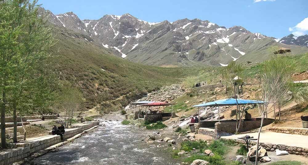 سفر به دیار چشمه و آبشار/ بویین میاندشت، یک مقصد گردشگری خنک